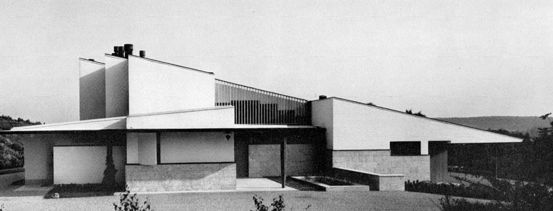 Maison Louis Carré, Bazoches-sur-Guyanne